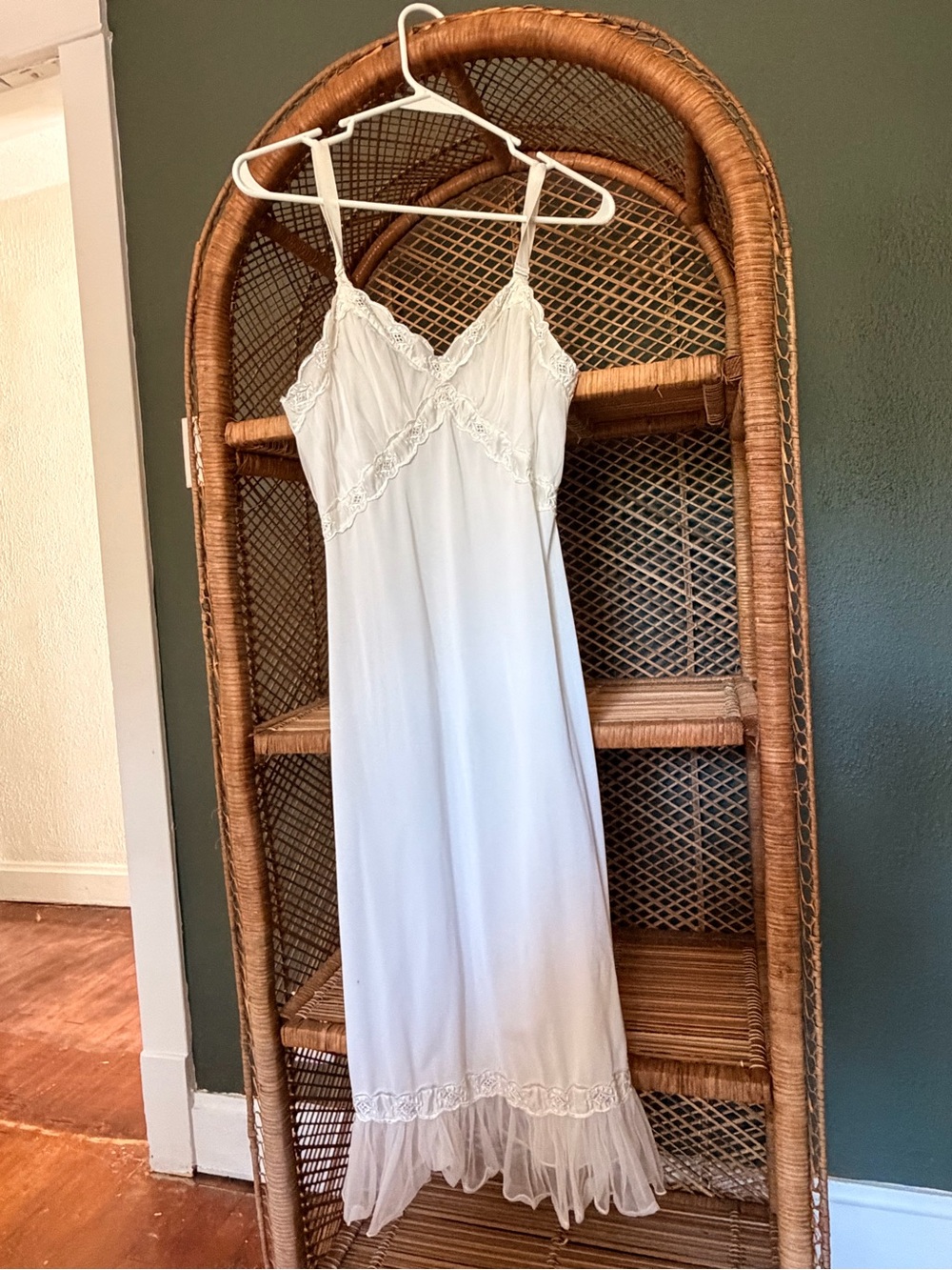 Vintage white slip